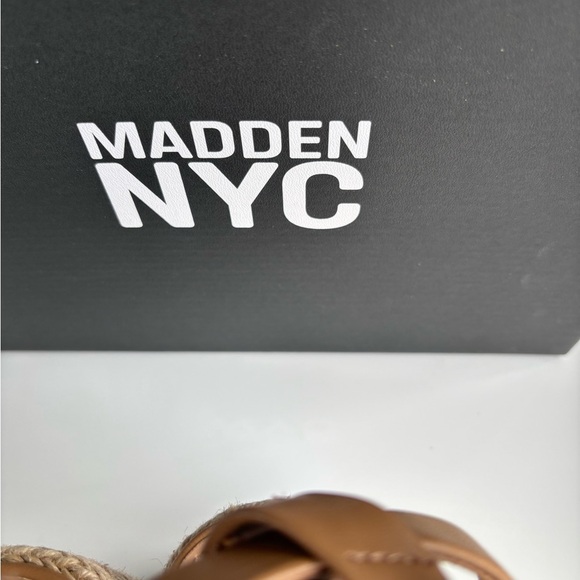 Madden NYC Women’s Strappy Wedge Sandals - Picture 4 of 9